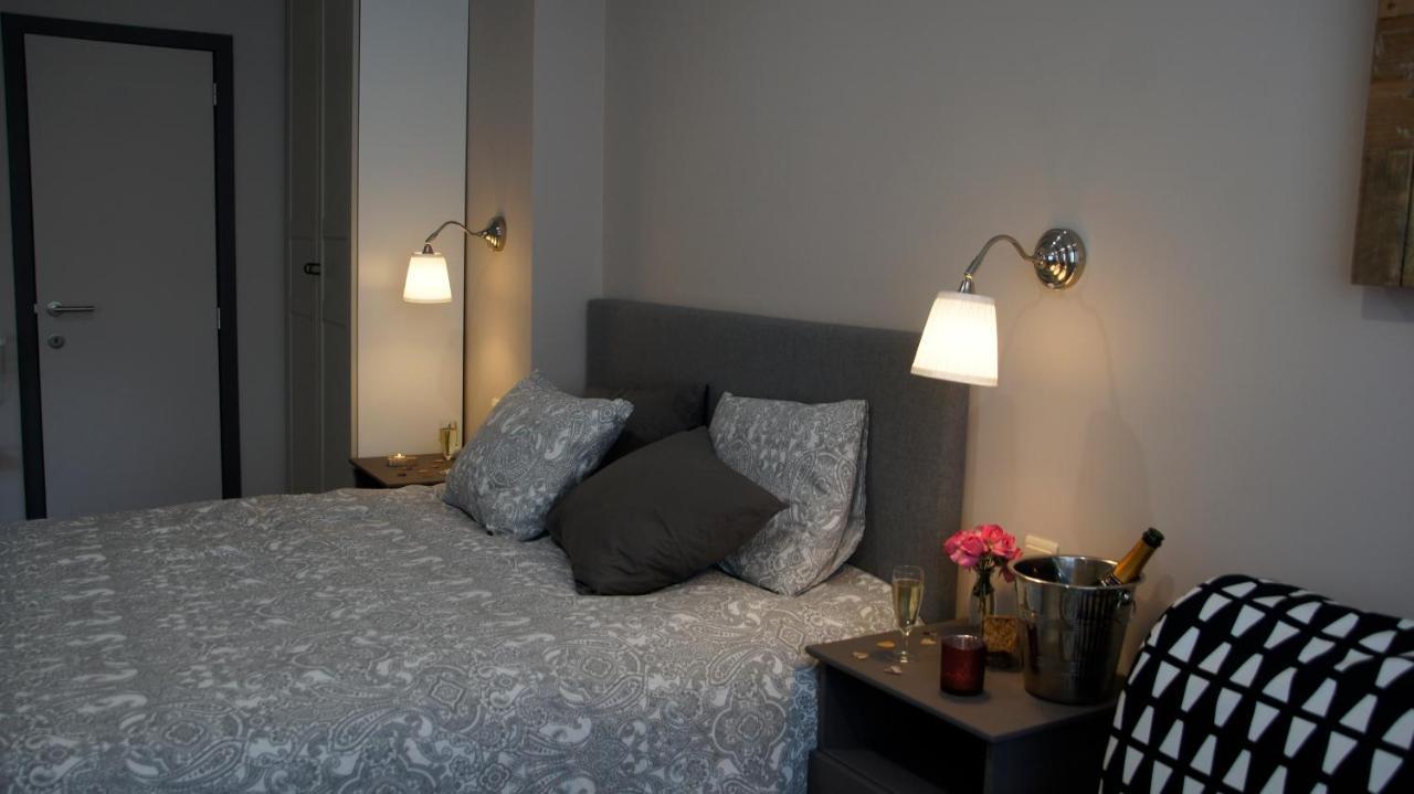 Appartamento Les Petits Nids De Nina 2 Fosses-La-Ville Esterno foto